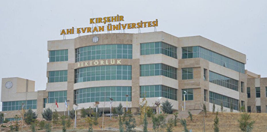 Kırşehir Ahi Evran Üniversitesi Sözleşmeli Personel (Koruma ve Güvenlik Görevlisi) Alıyor