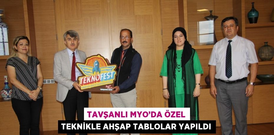 TAVŞANLI MYO’DA ÖZEL TEKNİKLE AHŞAP TABLOLAR YAPILDI