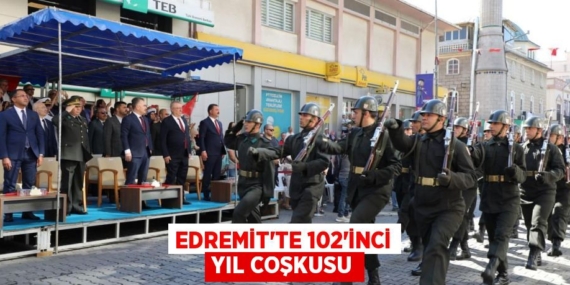 EDREMİT’TE 102’İNCİ YIL COŞKUSU