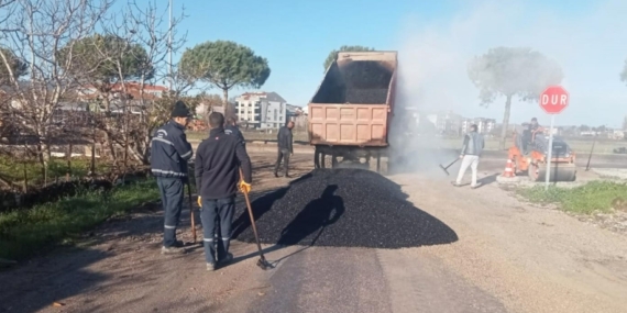 GÖNEN’DE ASFALT ÇALIŞMALARI SÜRÜYOR