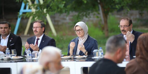 AK PARTİ GENEL BAŞKAN YARDIMCISI UYGUR ŞEHİT AİLELERİ BULUŞMASINDA KONUŞTU