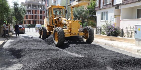 GÖNEN’DE BÜYÜK DEĞİŞİM: DEPREM EVLERİ SOKAĞI YENİLENİYOR!