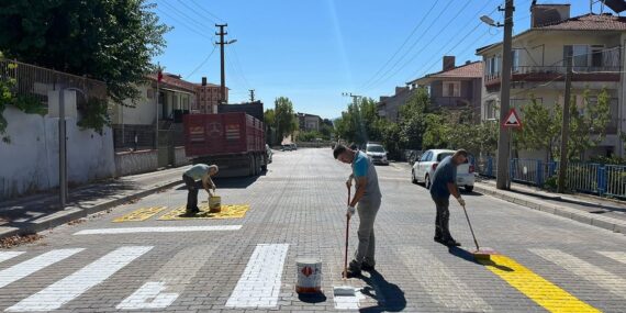 Okullar Açılıyor, Yaya Geçitleri Yenileniyor