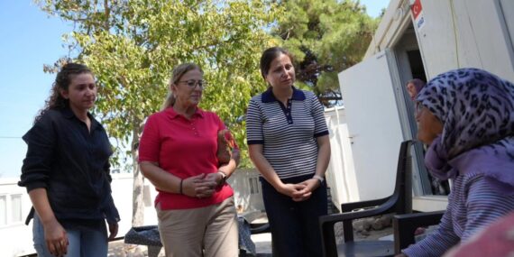 Depremzedelere Sındırgı ve Balya’dan “Vefa Köprüsü”: Acılar Sarılıyor!