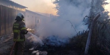 Balıkesir'de çıkan iki ayrı yangın söndürüldü