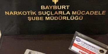 Bayburt’ta bir miktar uyuşturucu ele geçirildi
