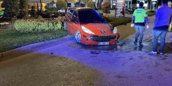 Bursa’da kontrolden çıkan otomobil takla attı: 1 yaralı
