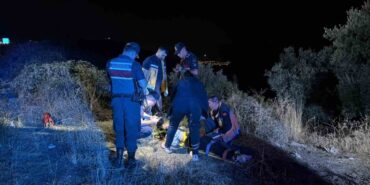 Bursa’da şarampole yuvarlanan motosikletin sürücüsü yaralandı