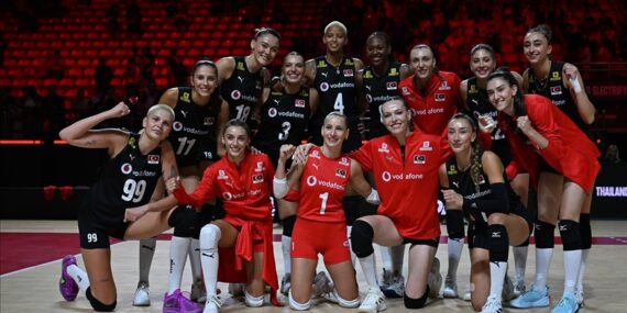 A Milli Kadın Voleybol Takımı, yarın liderlik için Kanada maçına çıkacak