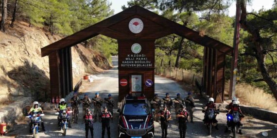 Jandarma’dan orman yangınlarına karşı sıkı denetim