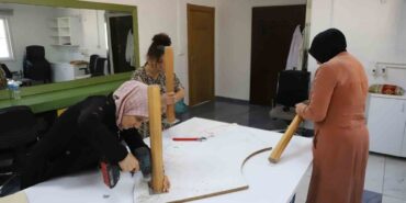 Kadınlar için başlatılan mobilya kurulum ve onarım eğitimi tamamlandı