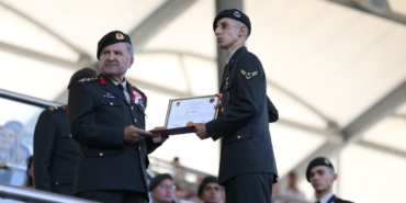 Kara Astsubay Meslek Yüksekokulunda diploma ve sancak devir teslim töreni yapıldı