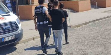 Kastamonu’da uyuşturucuyla yakalanan 2 şüpheli tutuklandı