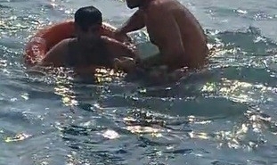 Serinlemek için denize giren 12 yaşındaki çocuk hayatını kaybetti