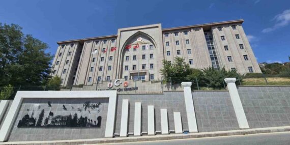 Yozgat’ta kayınvalidesini bıçaklayarak öldüren şahsın yargılanmasına başlandı