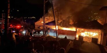 Zonguldak’ta alevler geceyi aydınlattı: 4 ev 1 yeri kullanılmaz hale geldi