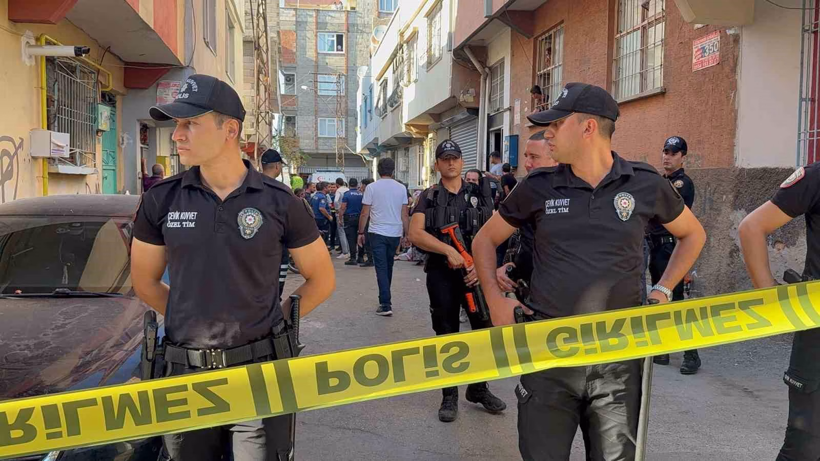 Gaziantep’te dehşet: Boşanma aşamasındaki eşini öldürüp intihar etti