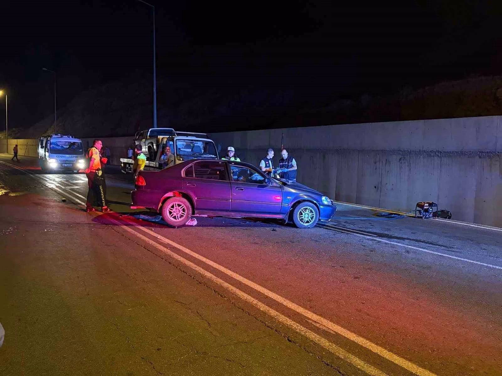 Kayseri’de iki araç kafa kafaya çarpıştı: 1 ölü, 3 yaralı