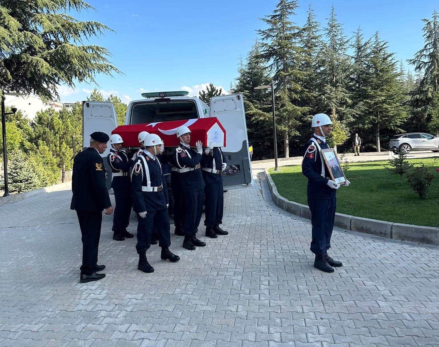 Kütahya’da Şehit Uzman Çavuş Yücel Yeşil için tören düzenlendi