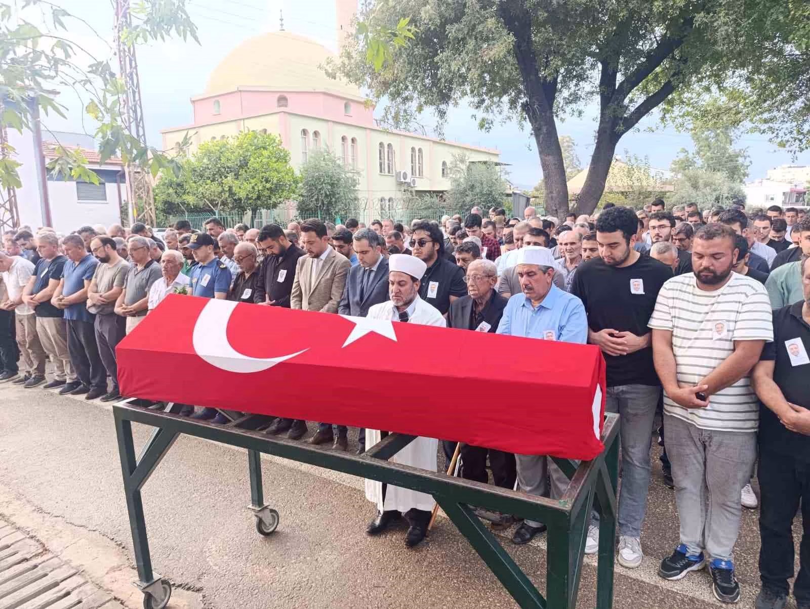 Polis Memuru Selmani Uçar memleketi Kozan’da son yolculuğuna uğurlandı