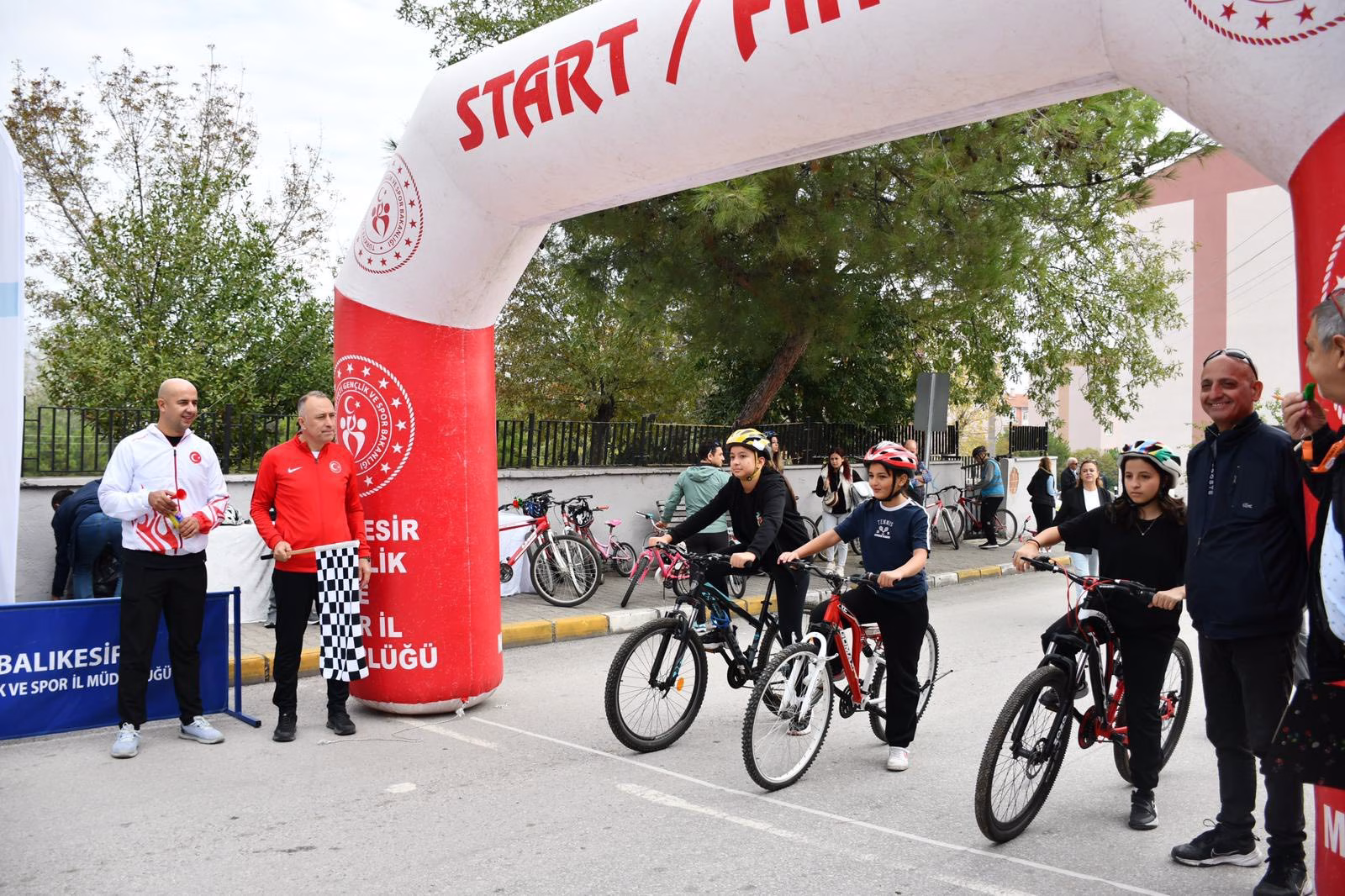 Amatör Spor Haftası Balıkesir’de sporseverleri bir araya getirdi
