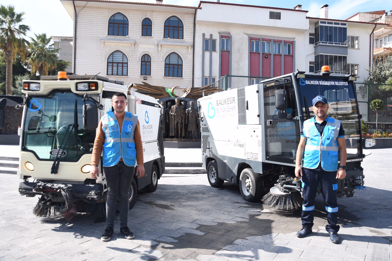 buyuksehirden_sehrin_dort_bir_yaninda_temizlik_seferberligi__7