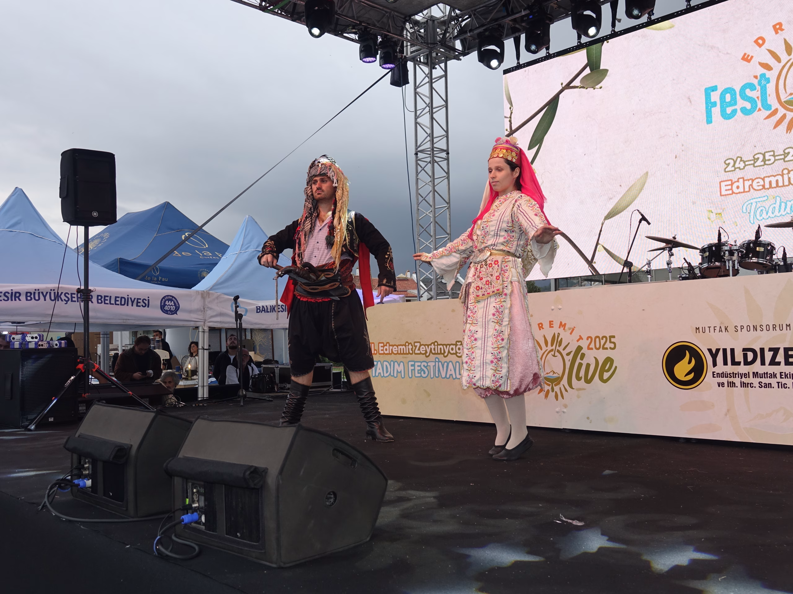 Edremit Zeytinyağı Tadım Festivali başladı