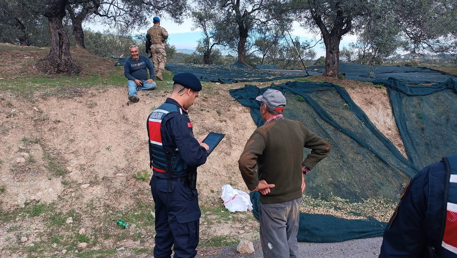 27f0307a-cee8-4a3e-8a49-536dd45ac849