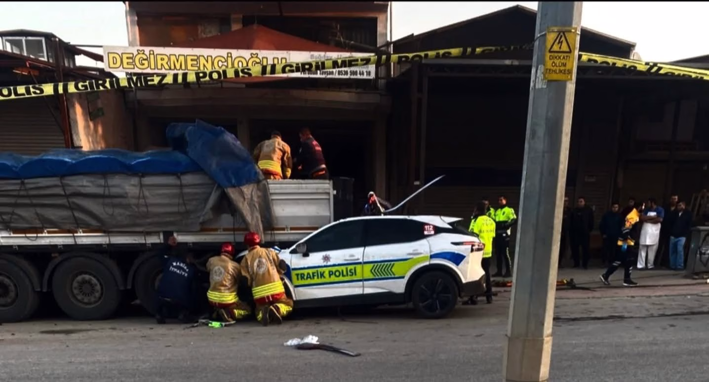 TRAFİK KAZASINDA ŞEHİT OLAN POLİS MEMURUNUN KİMLİĞİ BELLİ OLDU