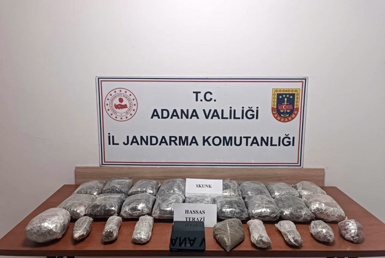 Adana’da 11 kilo skunk ele geçirildi