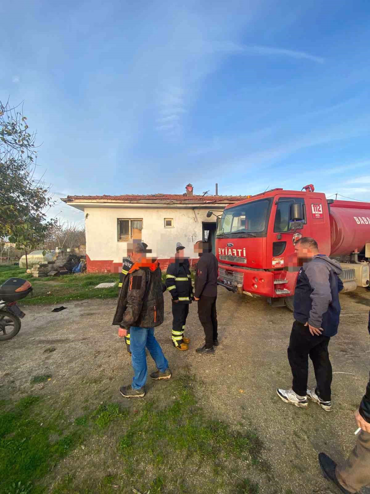 Babaeski’de ev yangını: 1 ölü, 1 yaralı