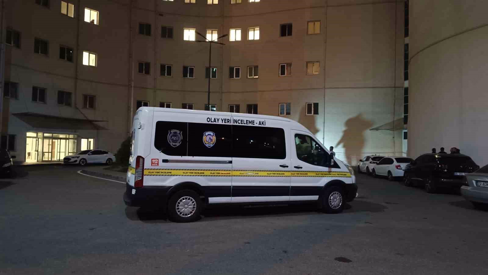 Batman’da hastanenin 5. katından atlayan şahıs hayatını kaybetti