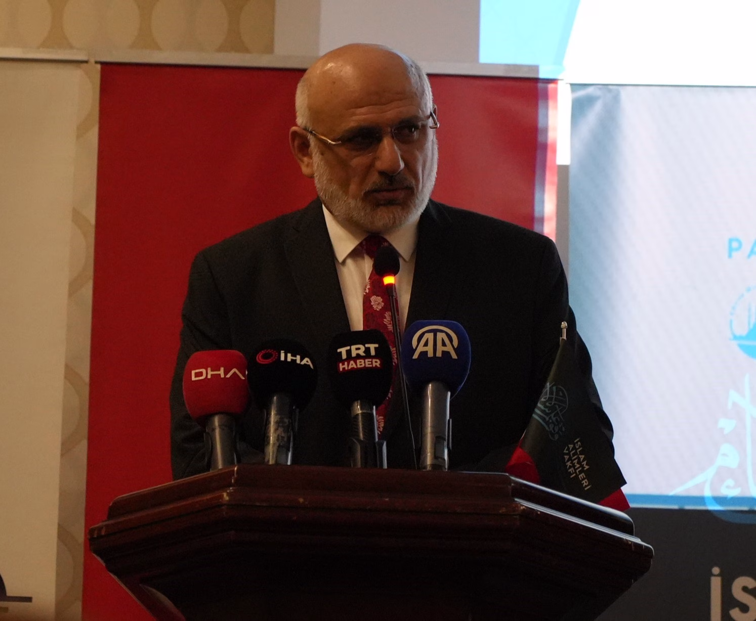 Diyanet İşleri Başkan Yardımcısı Şahin: "Bugüne Filistin’e kadar bin üzeri tırı uğurladık"