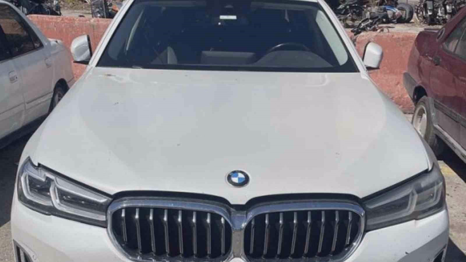 Düğün takılarıyla otomobil almak isteyen yeni evli çift 1 milyon 648 bin lira dolandırıldı