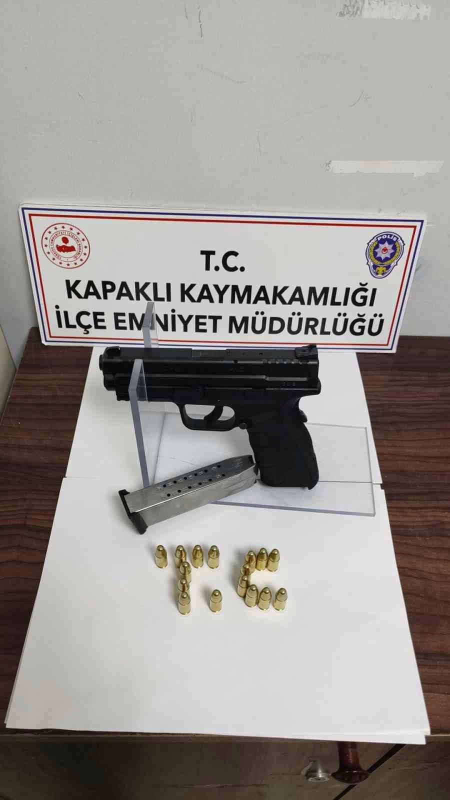 Kapaklı’da polis ekipleri çalışmalarında devam ediyor