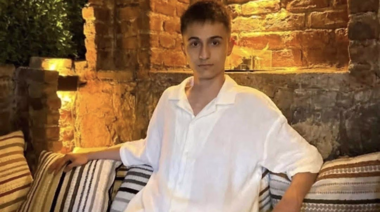 Motosiklet kazasında hayatını kaybeden 19 yaşındaki genç toprağa verildi