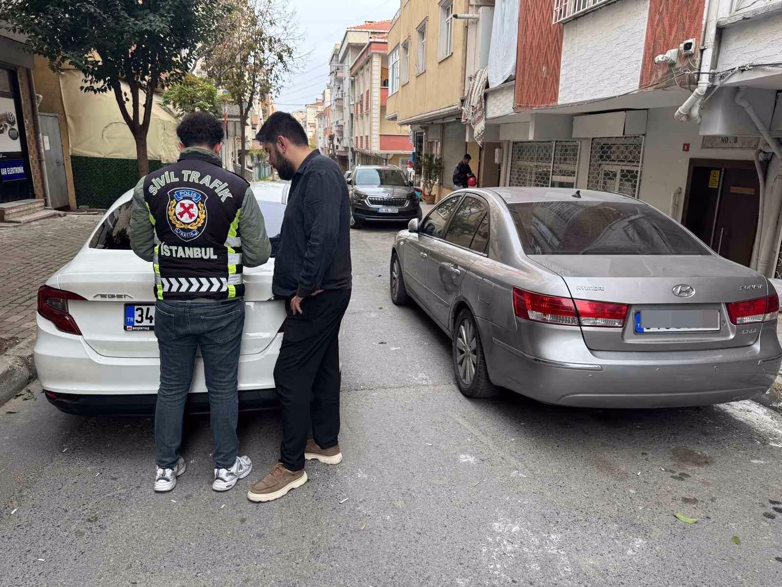 Şişli’de trafiği tehlikeye sokan şahıslara 41 bin 507 TL ceza