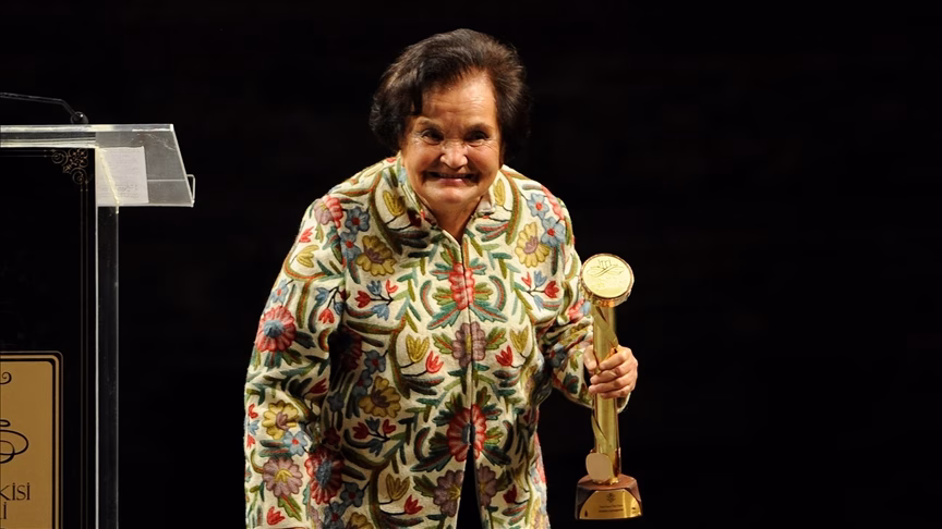 thumbs_b_c_b9cd8378fbc74b0f6fdfc7ba9f1767ae