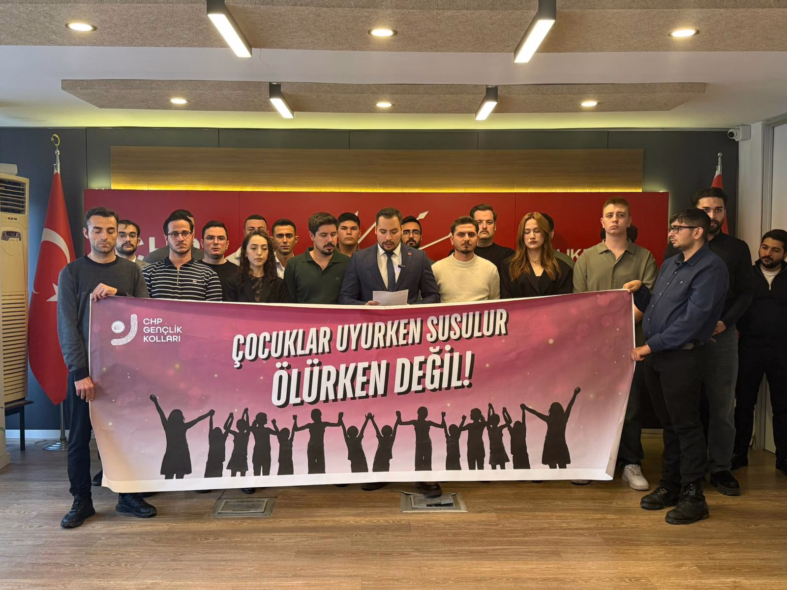 WhatsApp Image 2025-12-07 at 17.34.40 (1)