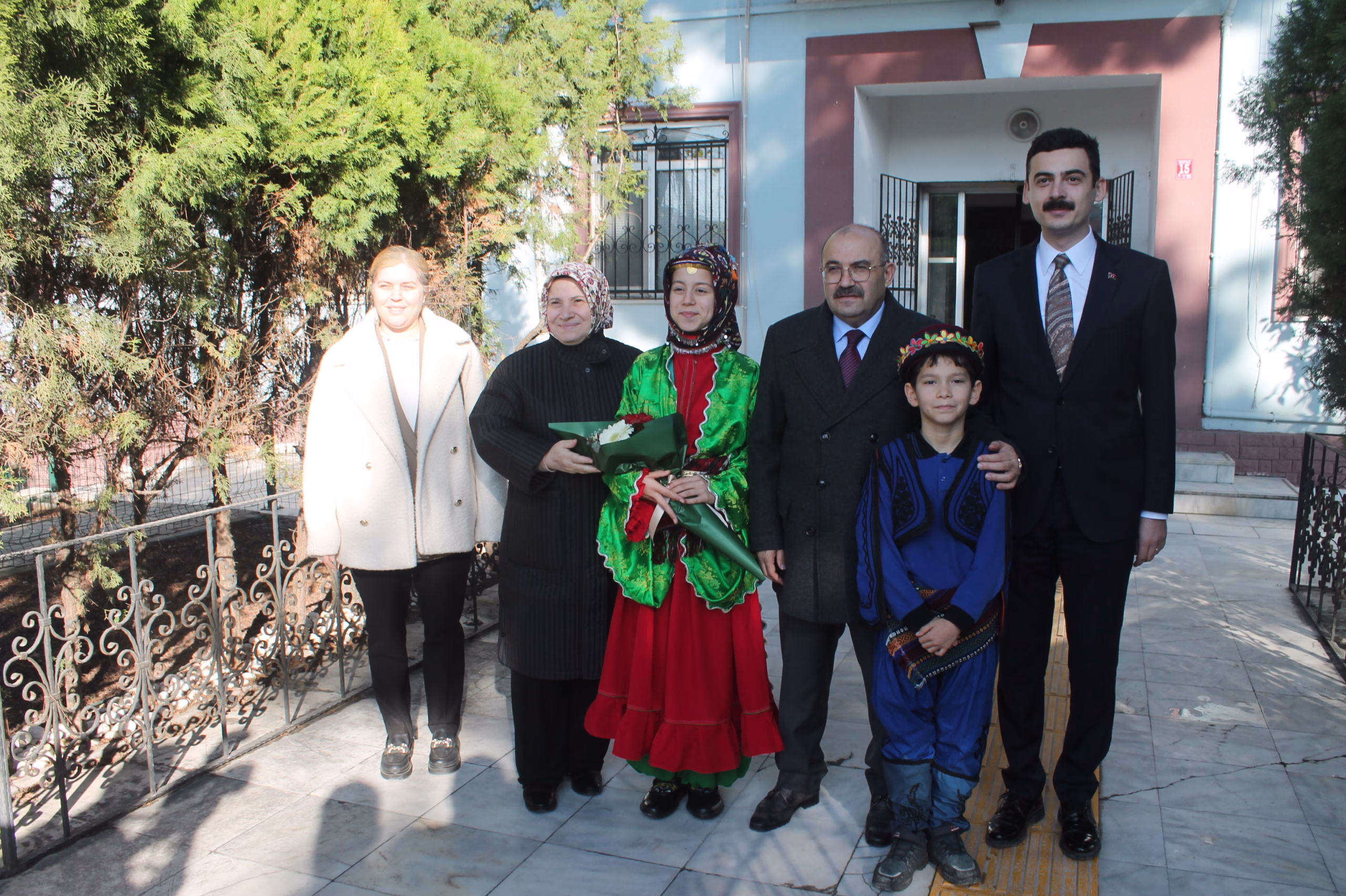 Balıkesir Valisi Ustaoğlu Manyas'ı ziyaret etti