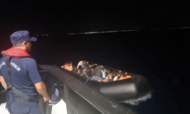 Balıkesir'de 23 düzensiz göçmen yakalandı