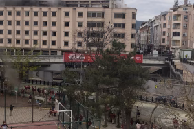 Balıkesir'de tadilattaki binada çıkan yangın söndürüldü