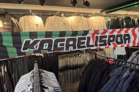 Kocaelispor ve Antalyaspor arasında depremle başlayan dostluk yeşil sahalarda devam ediyor