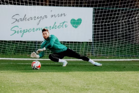 Sakaryaspor, yarın Esenler Erokspor'a konuk olacak