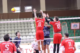Voleybol: SMS Grup Efeler Ligi