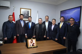 Finansçı Fenerbahçeliler Derneğinden AA Adana Bölge Müdürlüğüne ziyaret