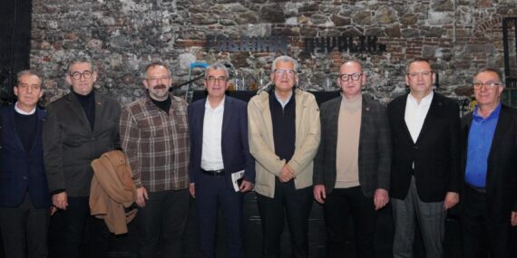 BAŞKAN ERGİN “YOL AYRIMINDA TÜRKİYE” SÖYLEŞİSİNE KATILDI