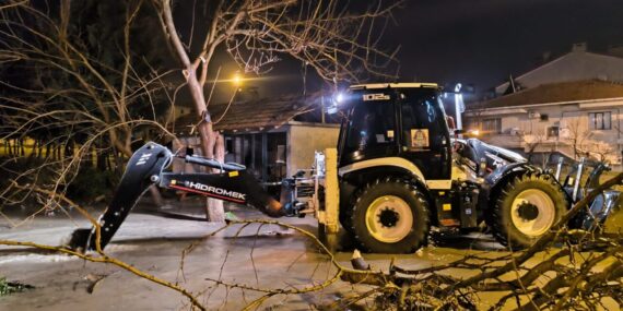 Bigadiç’te Sağanak Sonrası Müdahale